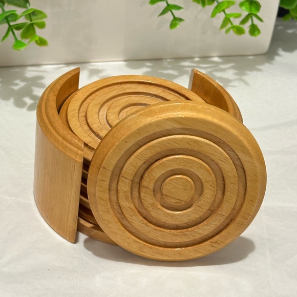 Vintage Wood Coaster Set 6 Pc Natural 4-inch with Round Holder - Picture 3 of 5
